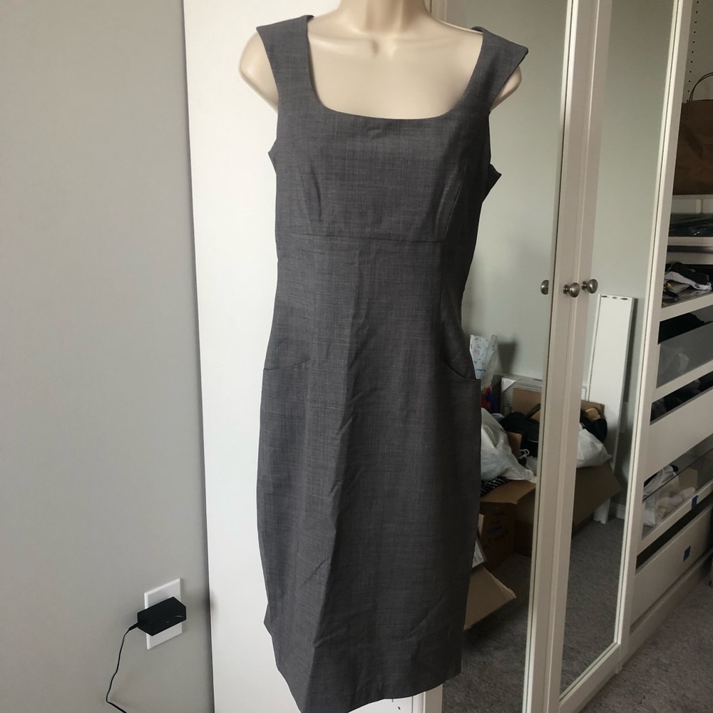 Chaiken sheath dress, sz 6, great for RTO, slight herringbone pattern - Picture 2 of 16